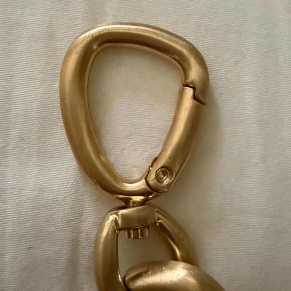 Cult Gaia large crystal and gold curb chain statement necklace - Picture 6 of 7